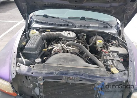 1999 Dodge Dakota Slt/Sport from USA, damaged, VIN 1B7FL26X9XS194821